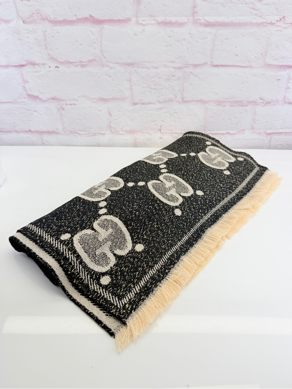 Gucci GG Wool Lame Scarf Black Ivory Reversible 598993 45x195 Box